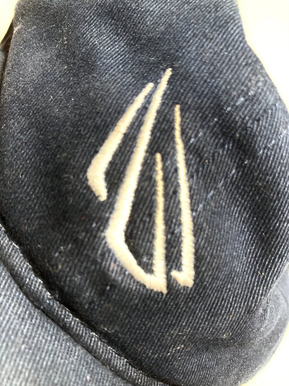 Powercap LED Lighted Baseball Cap - Picture 6 of 8